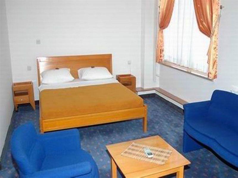 Hotel Residence Inn สโกเปีย ภายนอก รูปภาพ